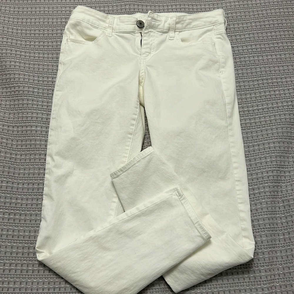 American Eagle (8) White Jegging